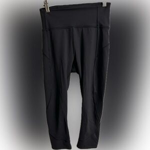 Lululemon Pants Women Size 4  Black In Movement Crop Everlux 19"